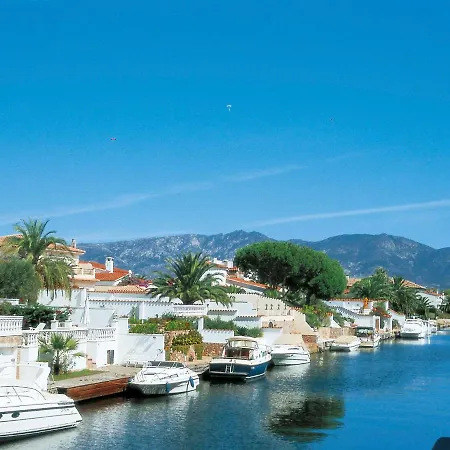 Chabolas By Interhome Empuriabrava